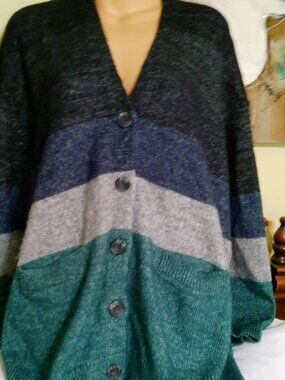 CABI SIZE MED CARDIGAN GREAT CONDITION